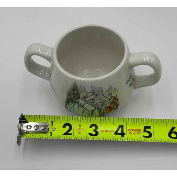 Vtg Wedgwood England Beatrix Potter Baby Cup Peter Rabbit Double-Handled Ceramic - Picture 9 of 9